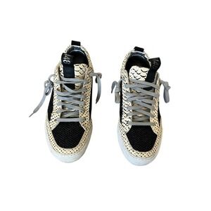 P448 Women's Soho Crackled Snake And Sparkle Lace Up Sneaker Shoe Size 37